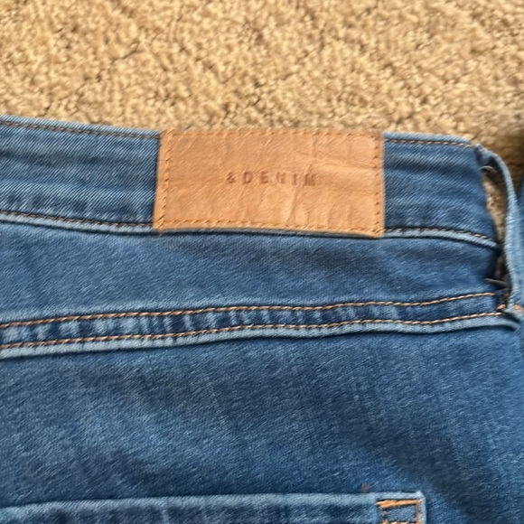 & Denim Super Skinny Medium Wash Jeans - Picture 4 of 5